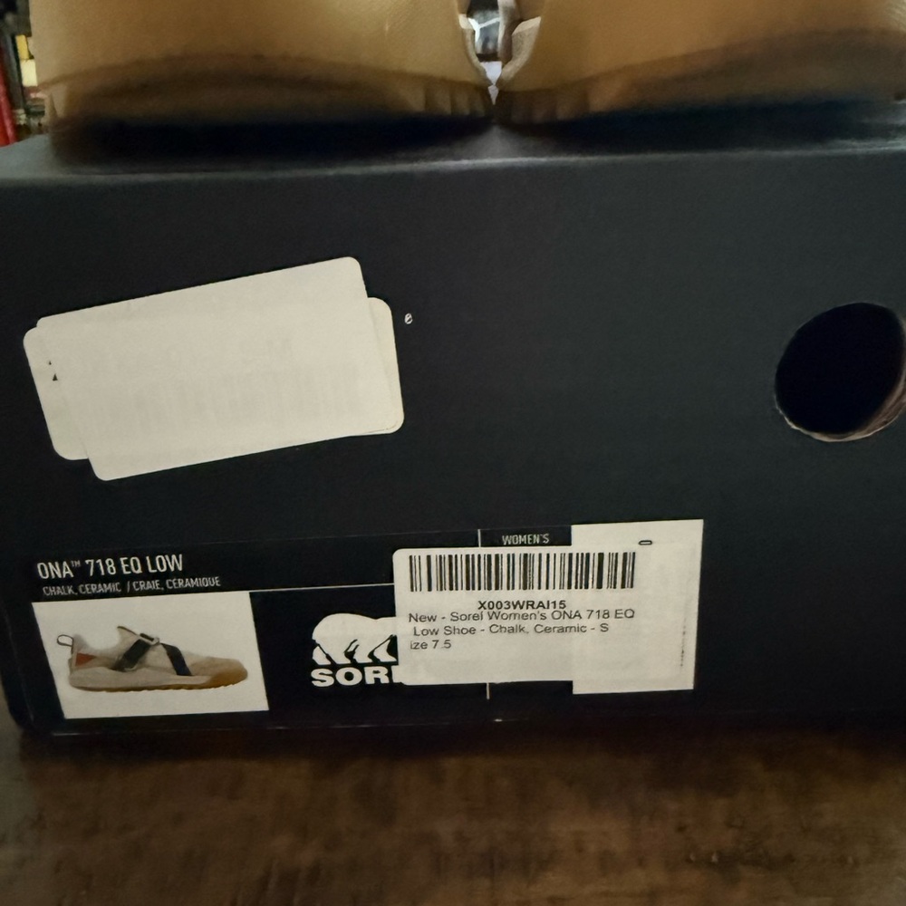 Sz 7.5 Women’s Sorel ONA 718 EQ Low Shoe - Chalk, Ceramic - Picture 4 of 4